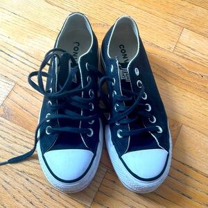 Women’s Converse Platform sneakers